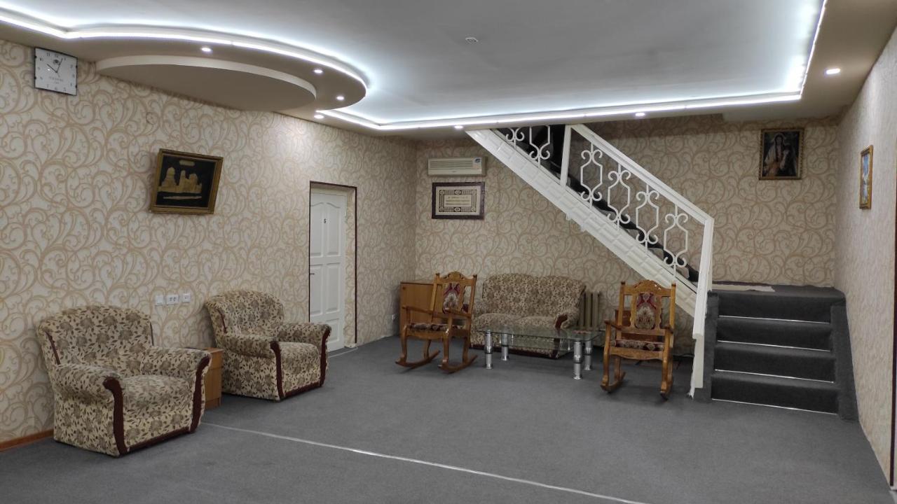 Avesto Bed & Breakfast Ургенч Екстериор снимка